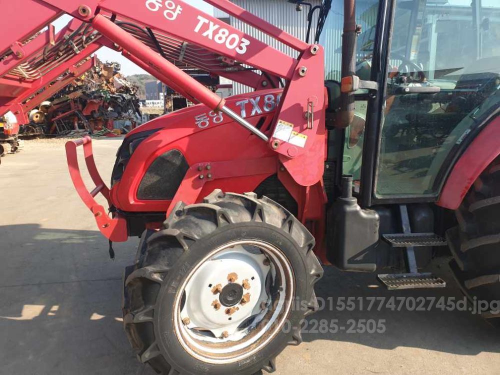 TYM 트랙터 TX803 (80마력) 뒤우측면