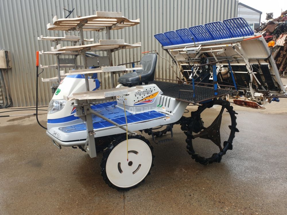 TYM 이세키 이앙기 PZ620 (6조식) 뒤우측면