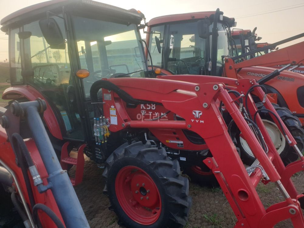 TYM Tractor K58 (58hp) 뒤우측면