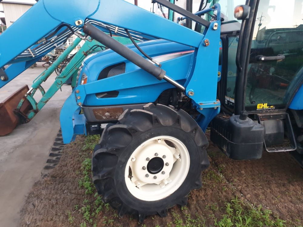 LS Tractor XU6155 (55.7hp) 뒤우측면