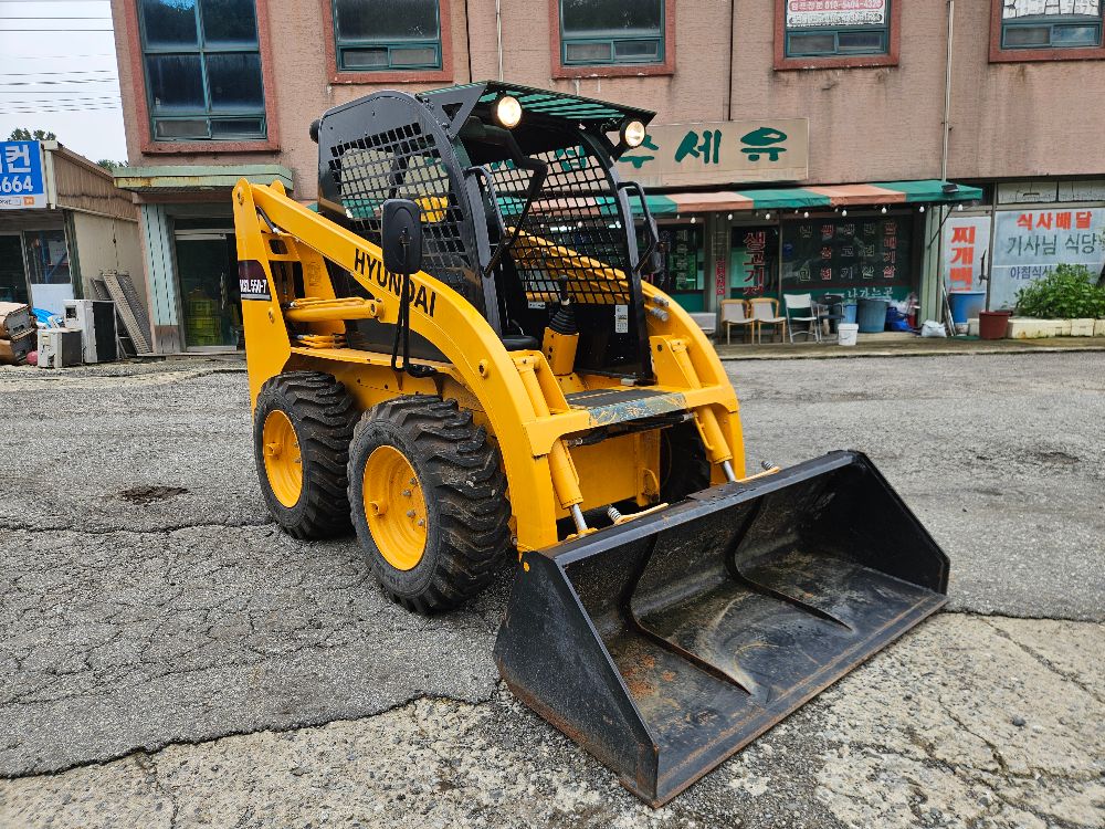  Skid steer loader HSL550-7  뒤우측면