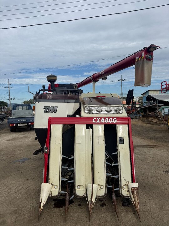 TYM Combine Harvester CX480G (4Rows) 앞좌측면