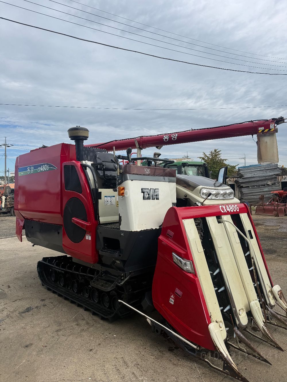 TYM Combine Harvester CX480G (4Rows) 뒤우측면