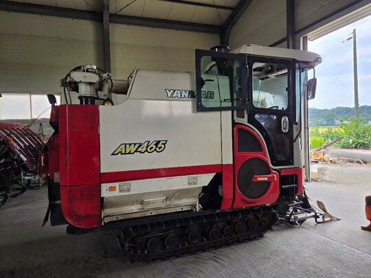 얀마 콤바인 AW465 (4조식) 앞좌측면
