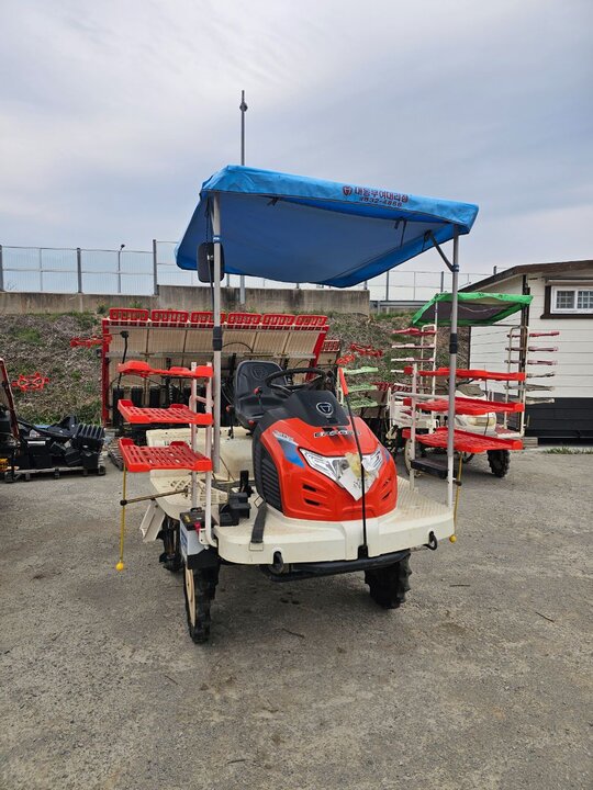 대동 이앙기 ERP60DZ (6조식) 앞좌측면