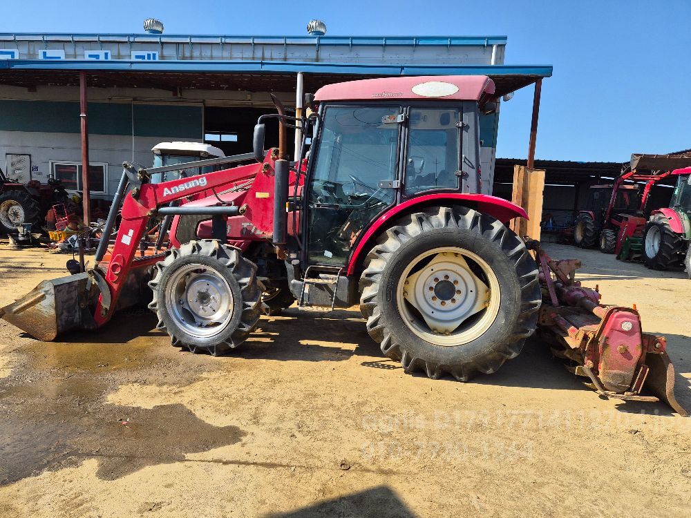 TYM Tractor T720 (72hp) 뒤우측면