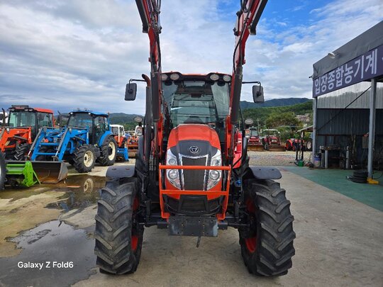 대동 트랙터 PX900 (90마력) 앞좌측면