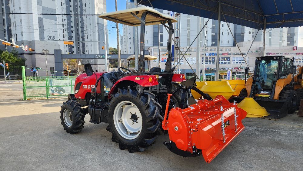 TYM Tractor TM45 (47hp) 뒤우측면