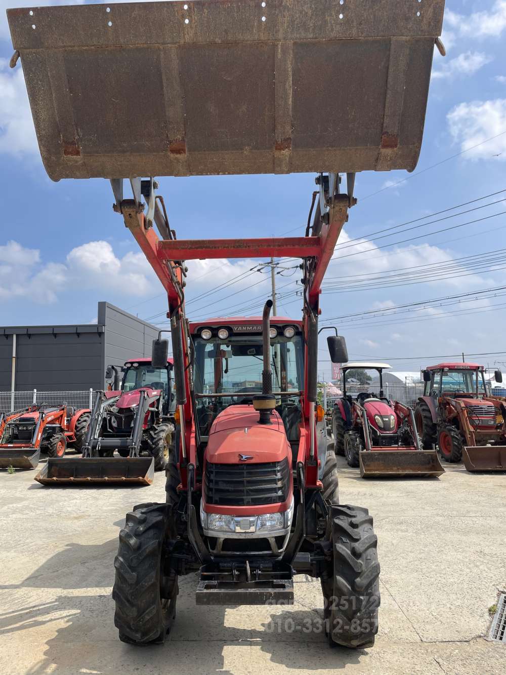 Yanmar Tractor EG765 (65hp) 앞좌측면