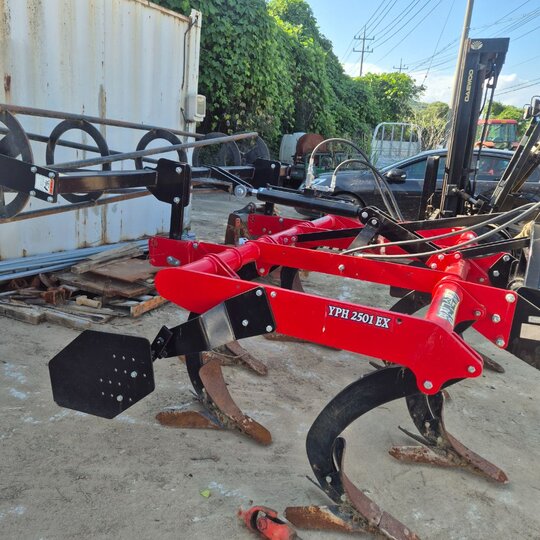 영진기계 쟁기 YPH2501EX 앞좌측면
