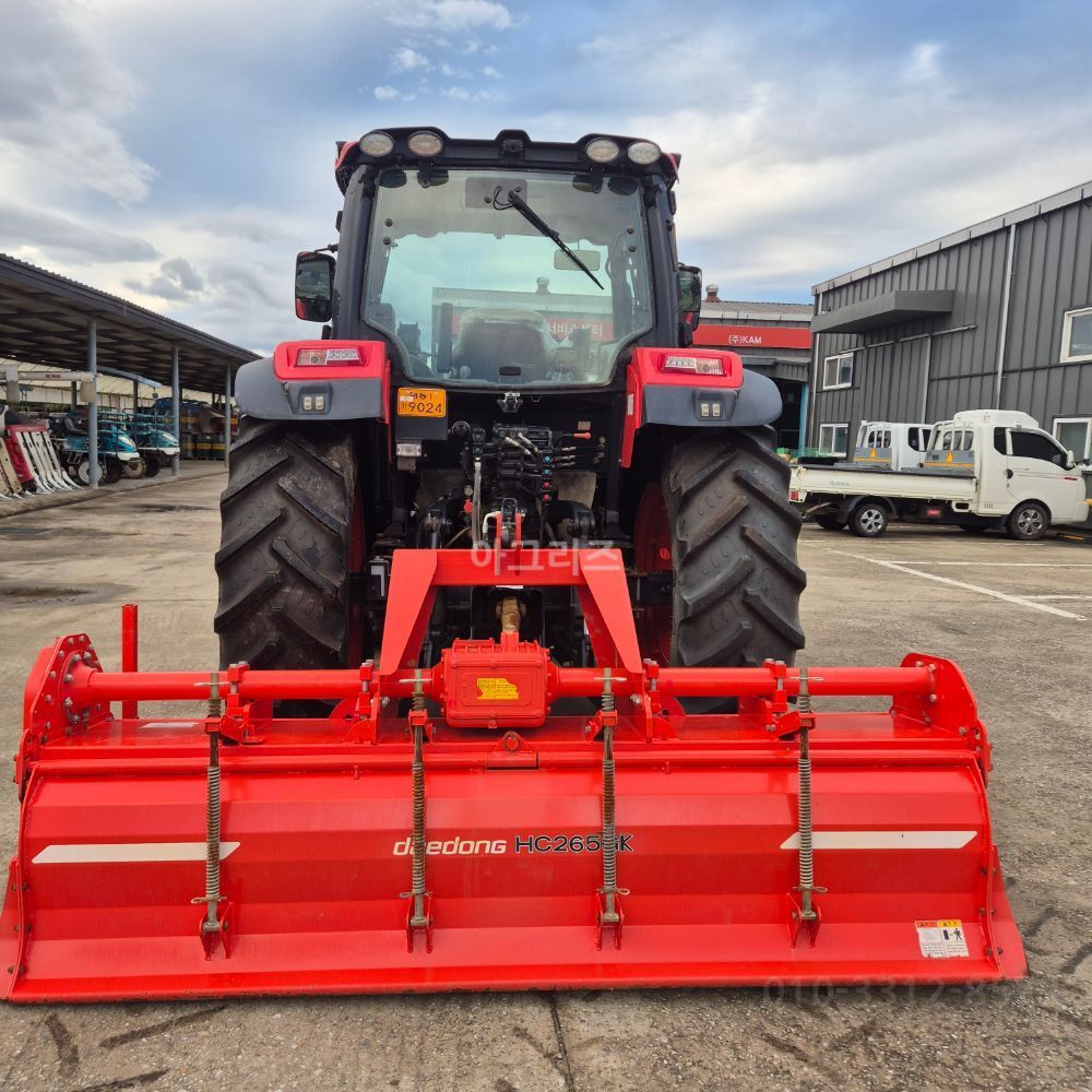 Daedong Tractor HX1400 (142hp) 뒤우측면