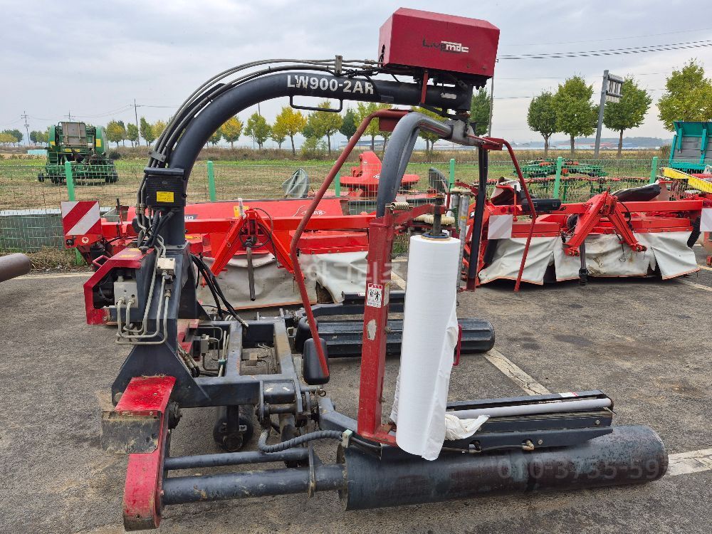  Bale Wrapper LW900-2AR  뒤우측면