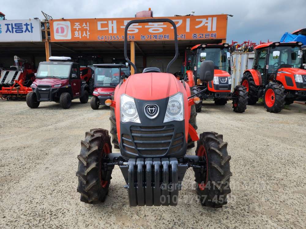 Daedong Tractor LK400 (40hp) 앞좌측면