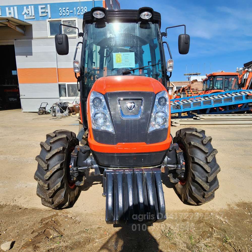 대동 트랙터 NX600 (58마력) 앞좌측면