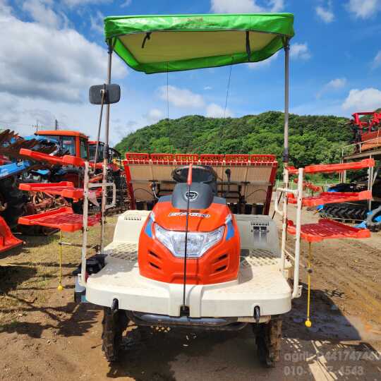 대동 이앙기 ERP60DZ (6조식) 앞좌측면