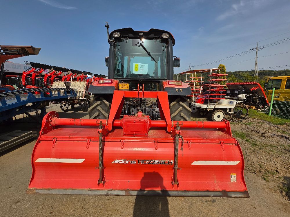 대동 트랙터 PX850PSC (85마력) 뒤우측면