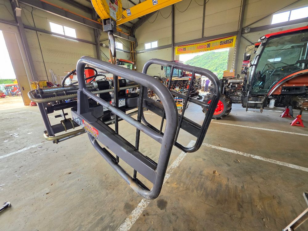 Daedong Tractor PX1000 (100hp) 뒤우측면