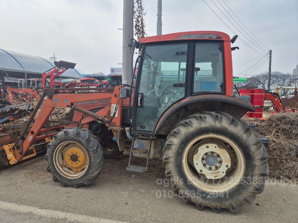 Daedong Tractor D652 (65hp) 뒤우측면