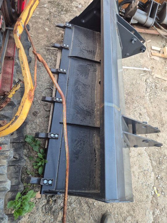 대동 로더 바가지1800 앞좌측면