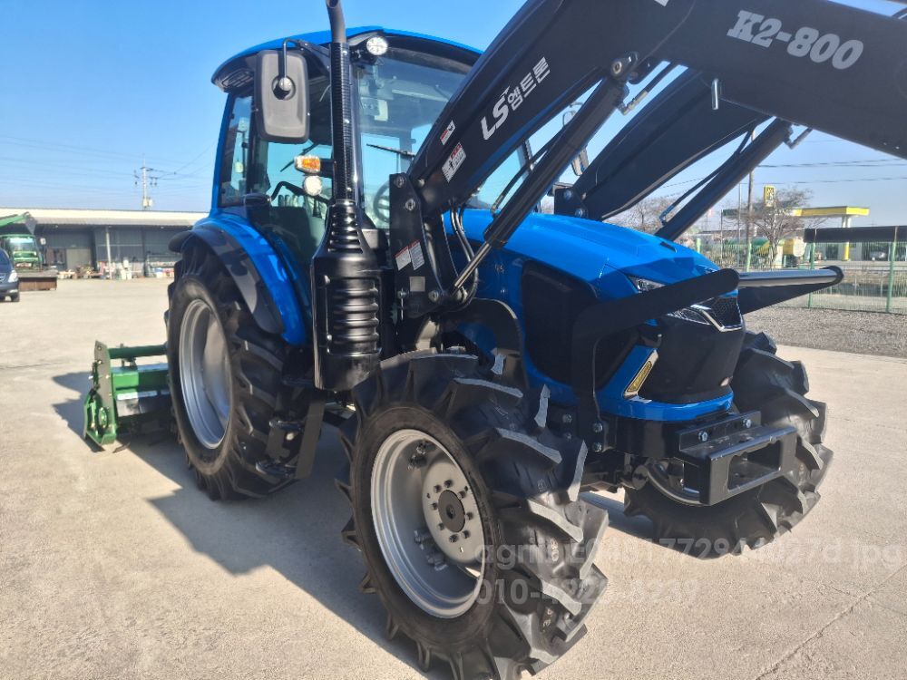 LS 트랙터 MT7.115EDPS (117마력) 뒤우측면