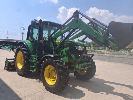 JohnDeere Tractor 6105M (105hp) 앞좌측면