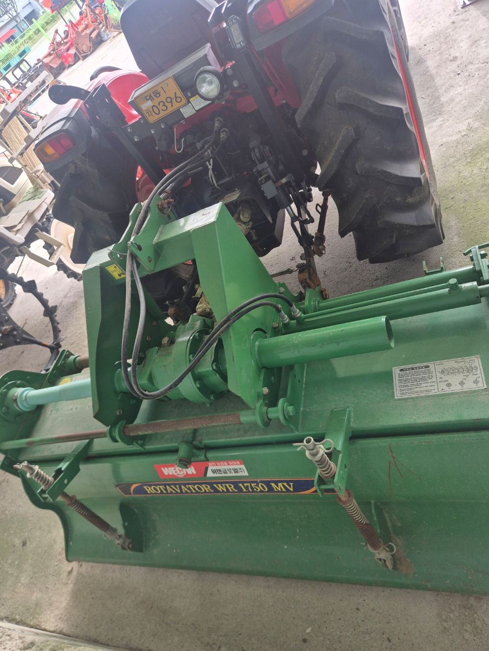 대동 트랙터 DK600 (58마력) 뒤우측면