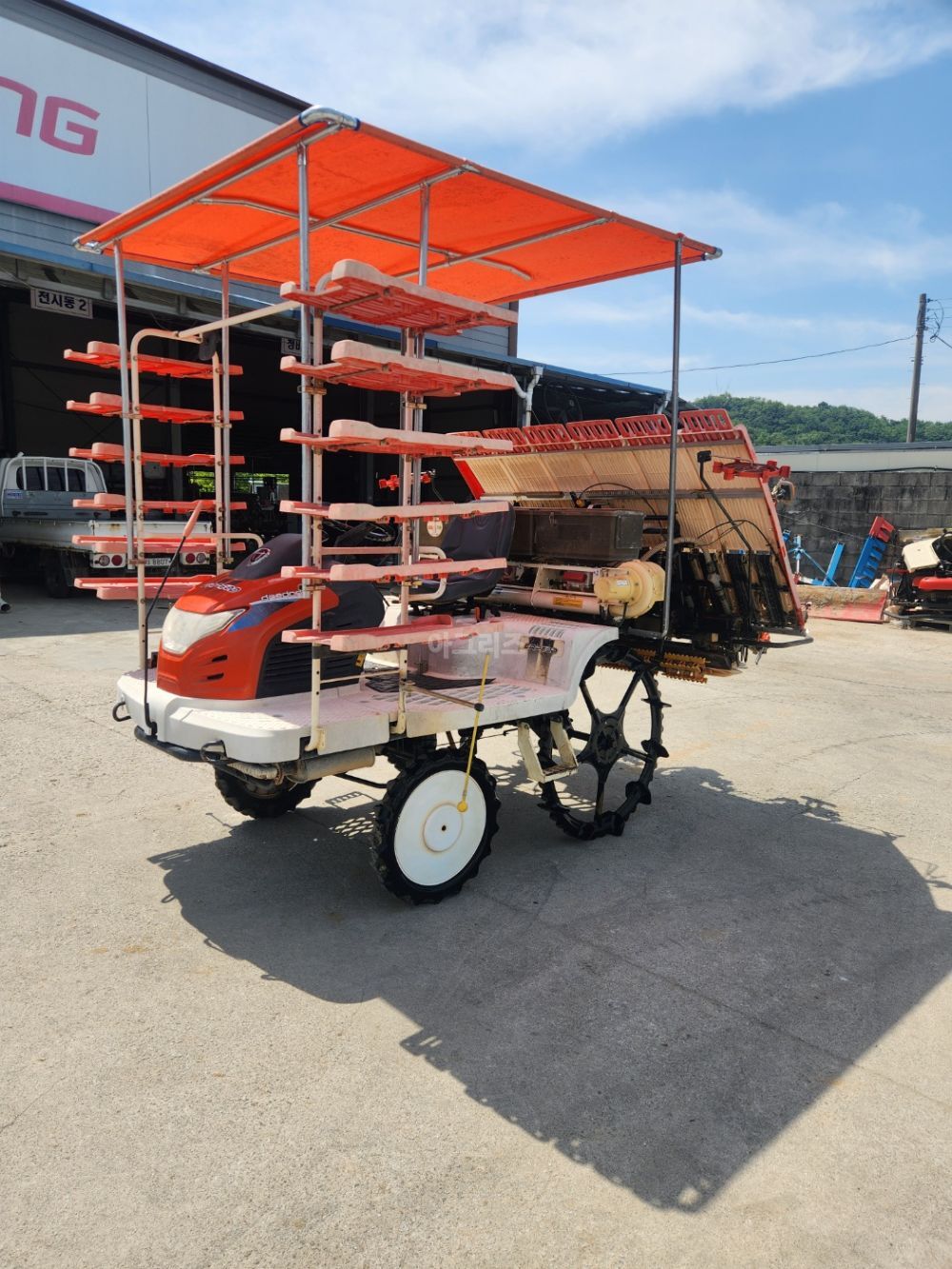 Daedong Rice transplanter ERP60DZF (6Rows) 뒤우측면