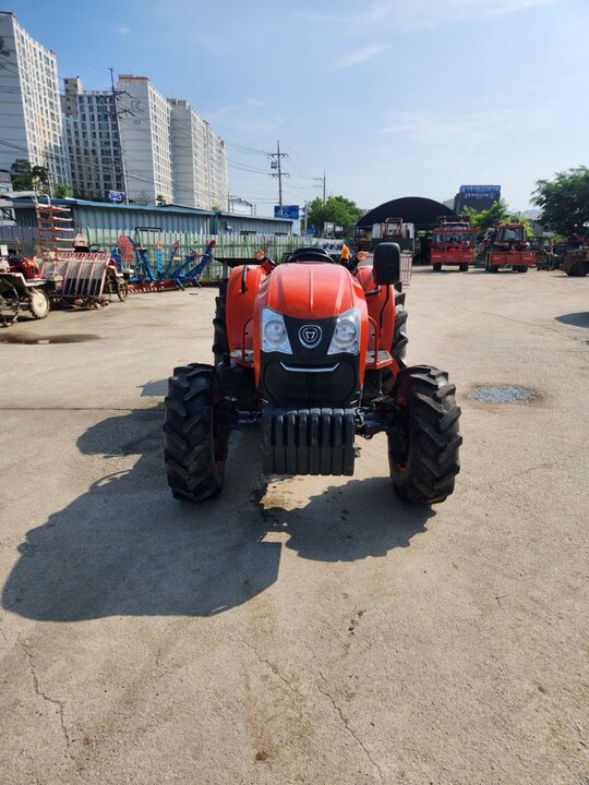 대동 트랙터 DK500HSR (50마력) 앞좌측면