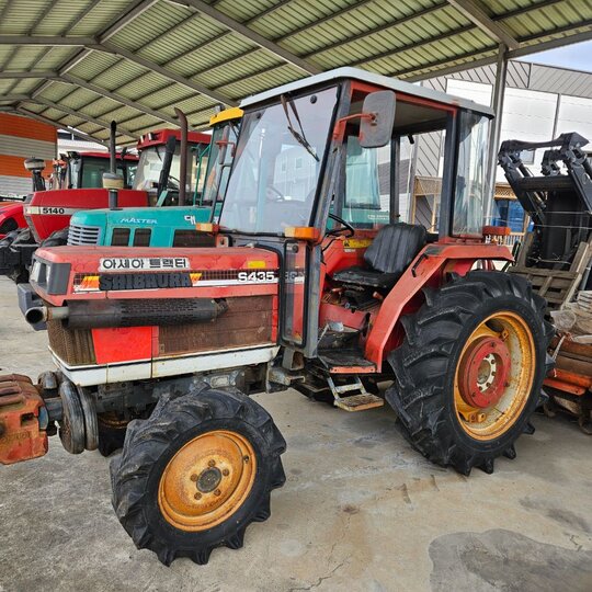 Shibaura Tractor S-435 (40hp) 앞좌측면