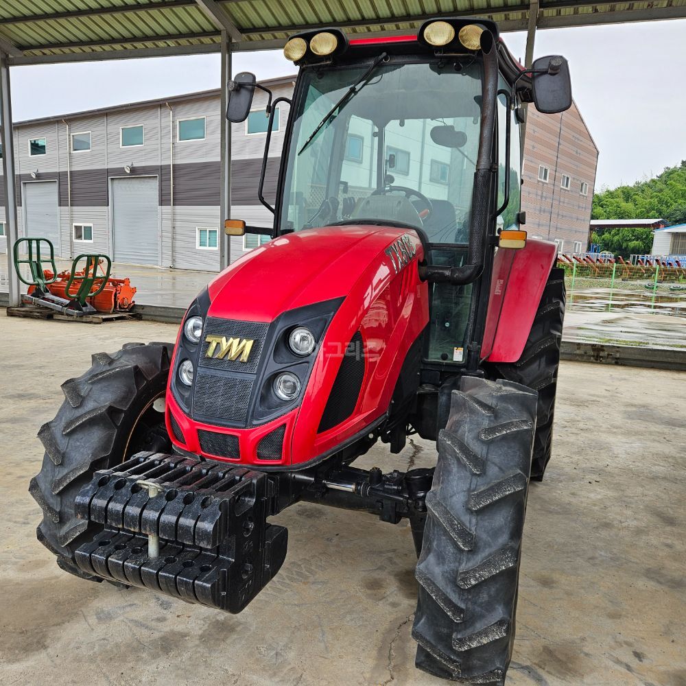 TYM Tractor TX803 (80hp) 뒤우측면