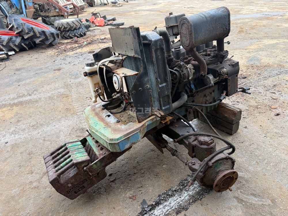 Daedong Tractor D4351 (43hp) 뒤우측면