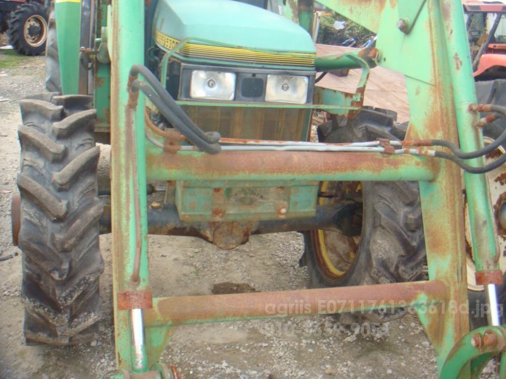 존디어 트랙터 5300 (56마력) 뒤우측면