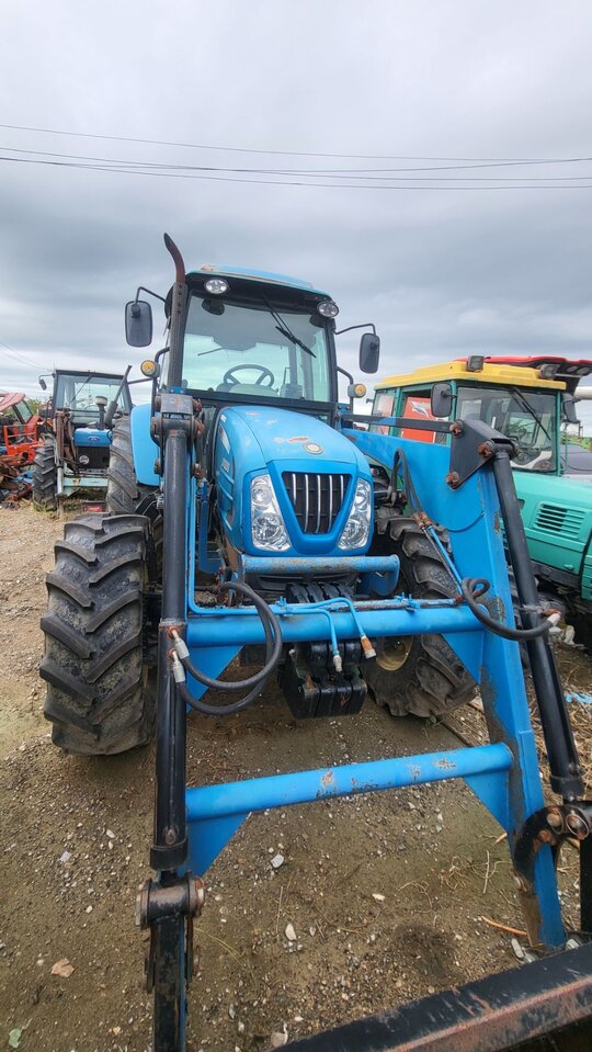 LS 트랙터 L7030 (85마력) 앞좌측면