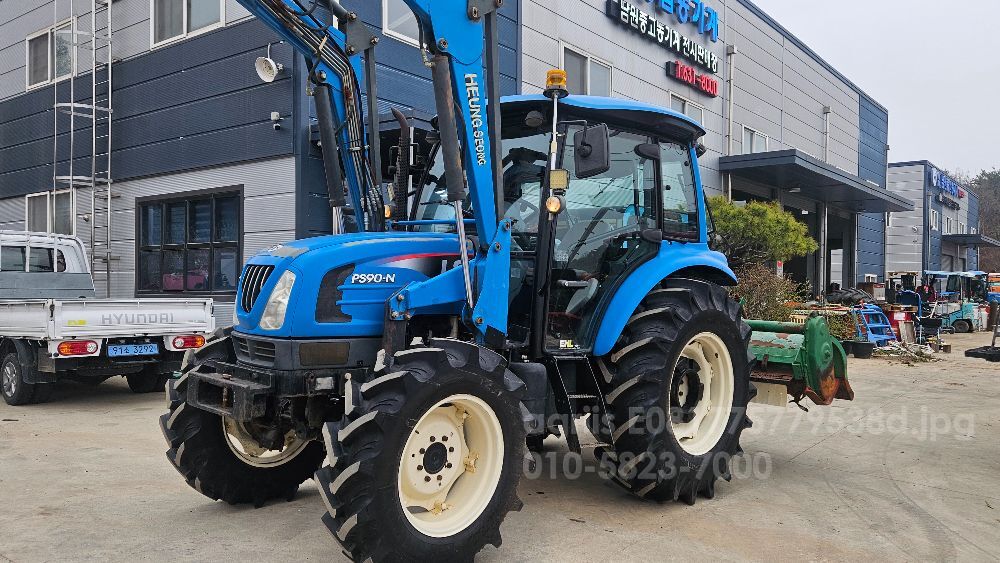 LS Tractor PS90-N (90hp) 뒤우측면