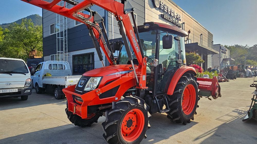 대동 트랙터 RX620 (62마력) 뒤우측면