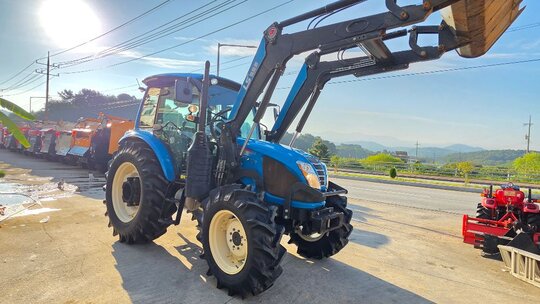 LS 트랙터 XP7102-EDPS-M (102마력) 앞좌측면