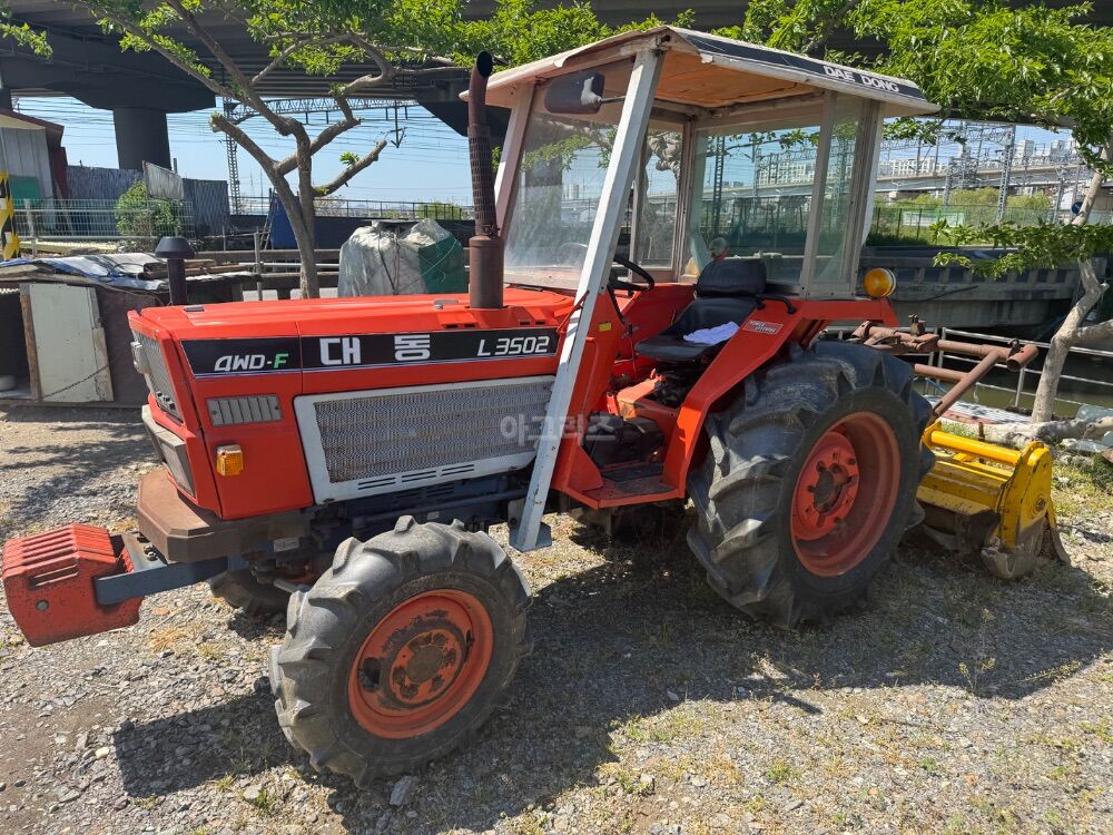 대동 트랙터 L3502 (35마력) 뒤우측면