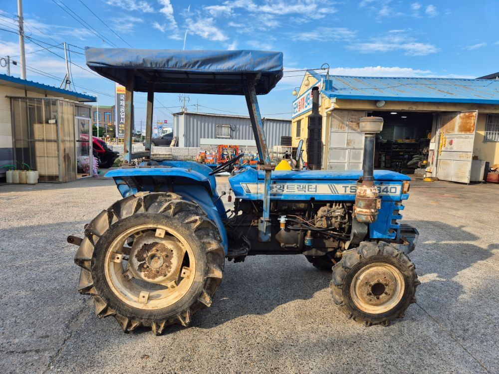 TYM 트랙터 TS3840 (38마력) 뒤우측면