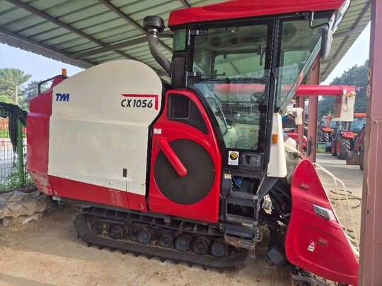 TYM Combine Harvester CX1056 (6Rows) 앞좌측면