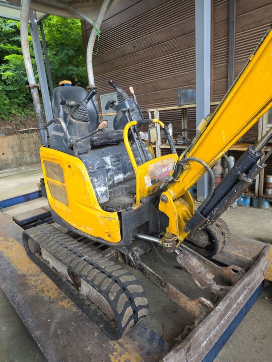 Yanmar Excavator VIO17 (1.7톤) 앞좌측면