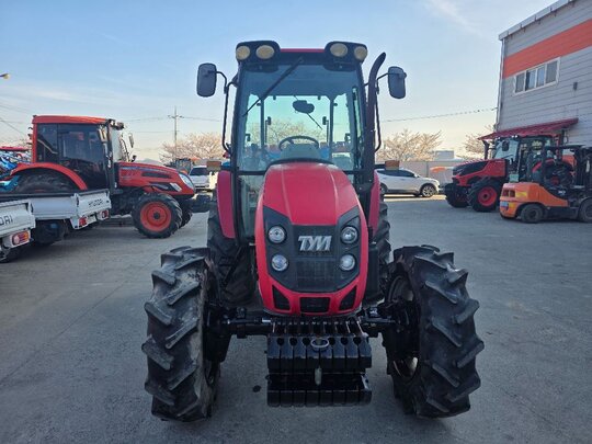 TYM Tractor TX803 (80hp) 앞좌측면