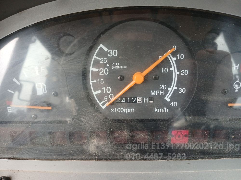 TYM Tractor T720S (72hp) 뒤우측면