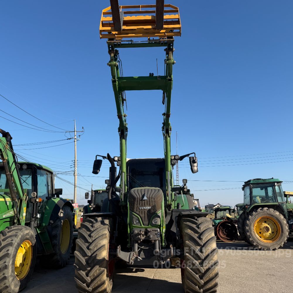 FENDT 트랙터 7240 (240마력) 뒤우측면