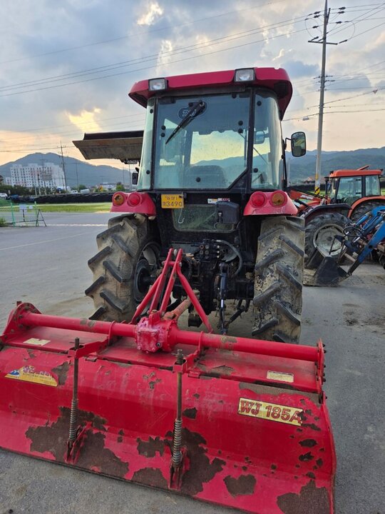 TYM Tractor M520 (52hp) 앞좌측면