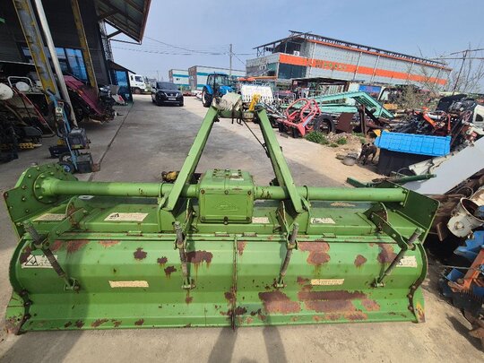  Rotavator k260 (경폭260cm) 앞좌측면
