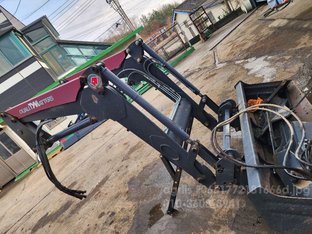  Loader HIT400L  뒤우측면