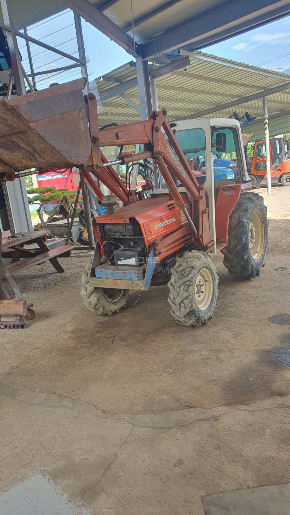 대동 트랙터 D4351 (43마력) 뒤우측면