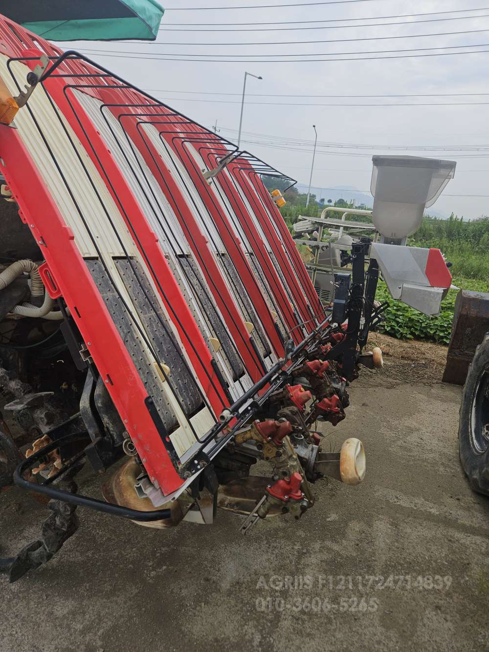 Kukje Rice transplanter RGO-60 (6Rows) 측면