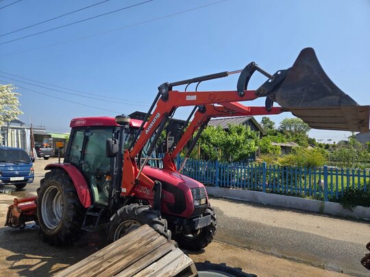 TYM 트랙터 T720S (72마력) 앞좌측면