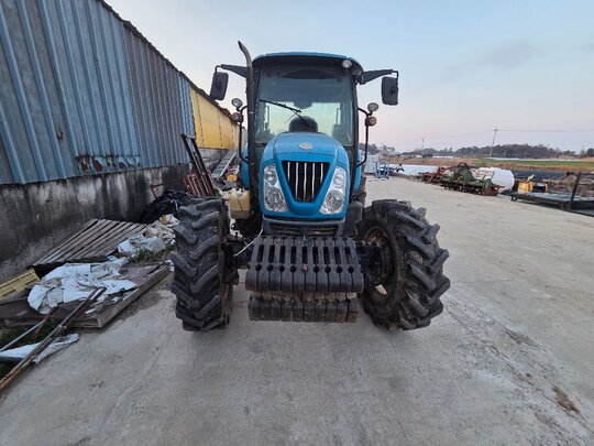 LS 트랙터 XP7095 (95마력) 앞좌측면
